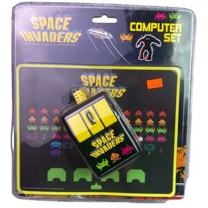 Space Invaders Computer Set USB Optical Mouse and Mouse Pad Mac PC Compatible